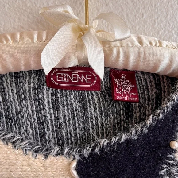 Vintage 1980s Gray Sweater With Bow Trompe L'œil (M/L) - Picture 7 of 10